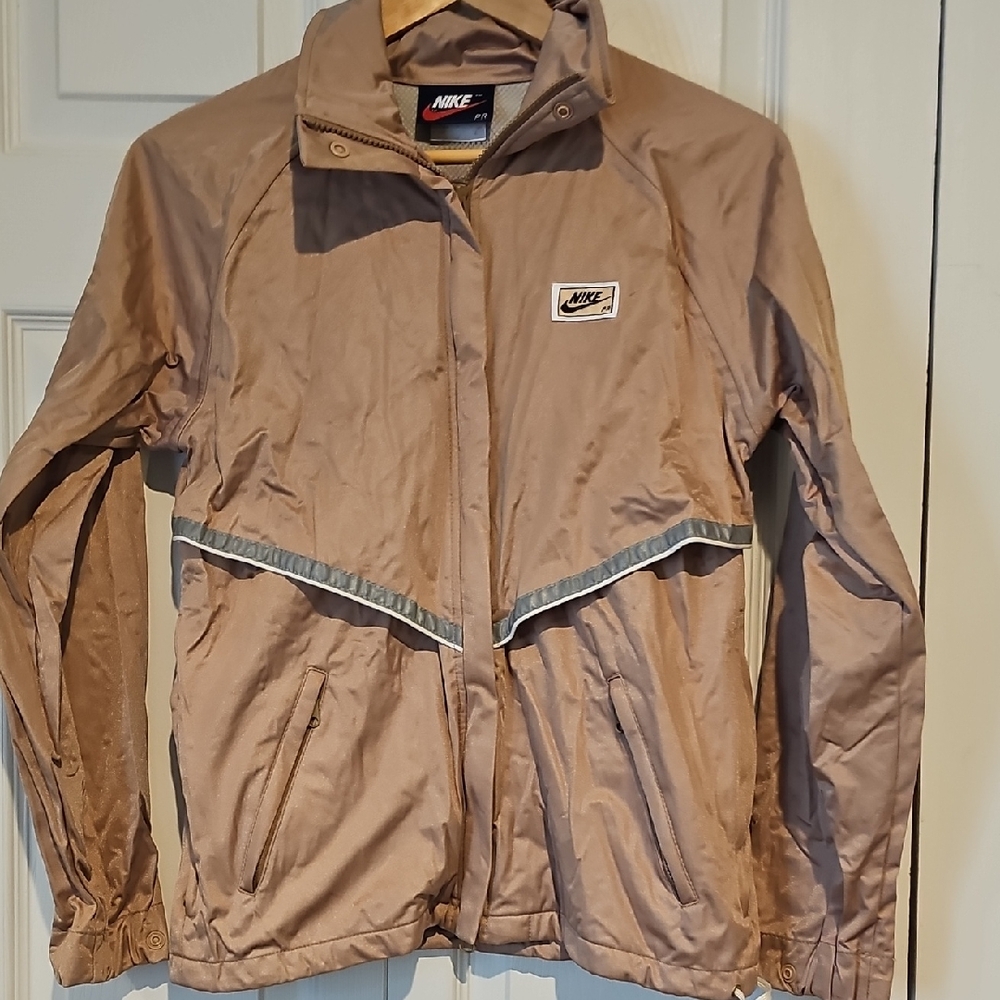 Vintage Nike Gore-Tex Windbreaker Jacket – Taupe Brown, Size L